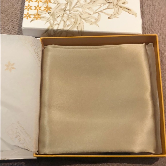 Pure Silk Pillow Cases 2 - Picture 3 of 4